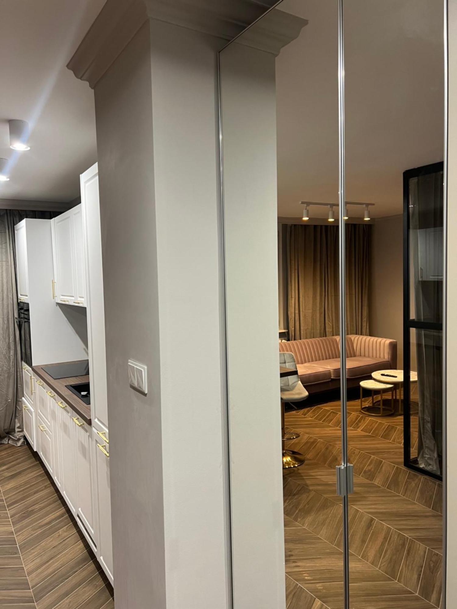 Apartament Wiatraczna Glamour